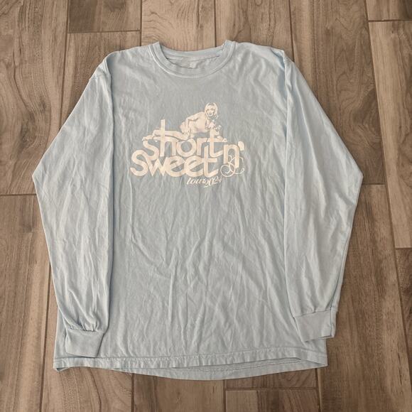 Sabrina Carpenter Short N Sweet 2024 Tour T-Shirt Long Sleeve Light Blue Large - Picture 1 of 9